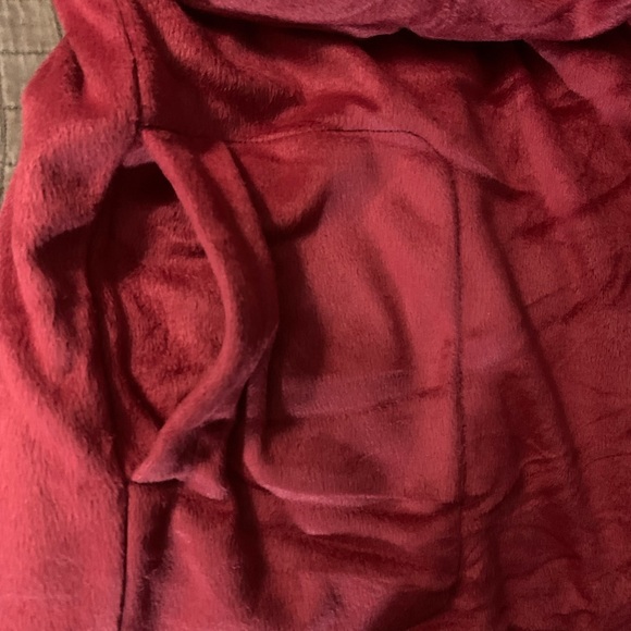 Port Authority Mountain Lodge Wearable Blanket - Picture 5 of 7